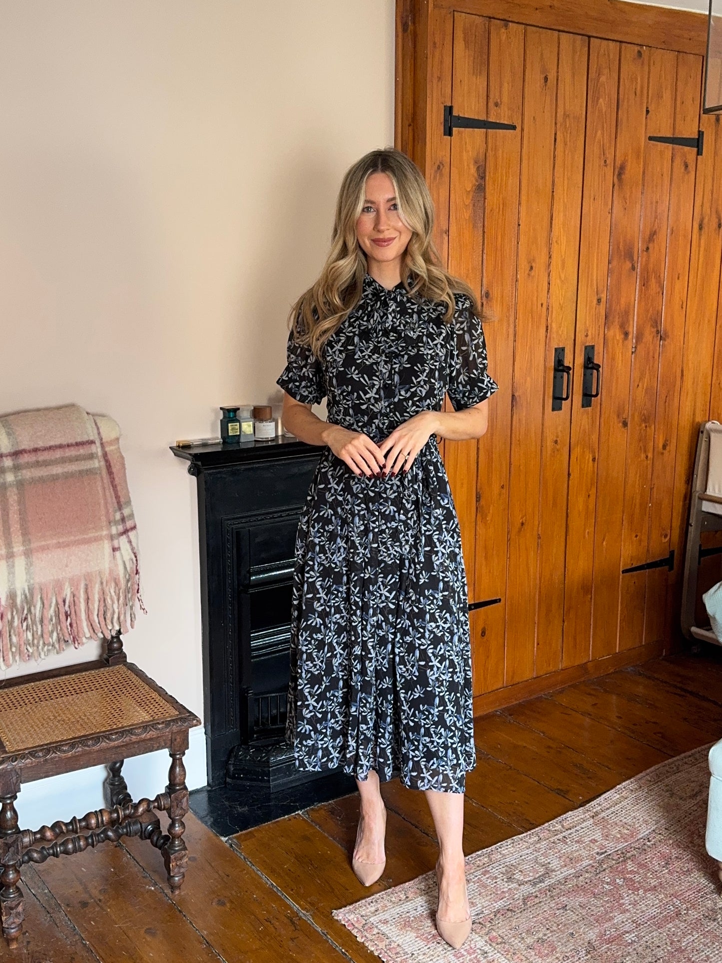 Blue and Black Bow Neck Short Sleeve Midi Dress