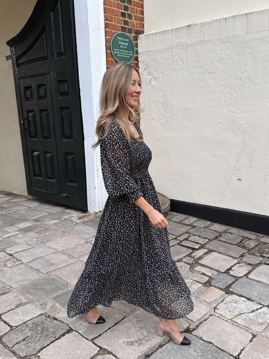 Black & White Floral Smocked Midi Dress